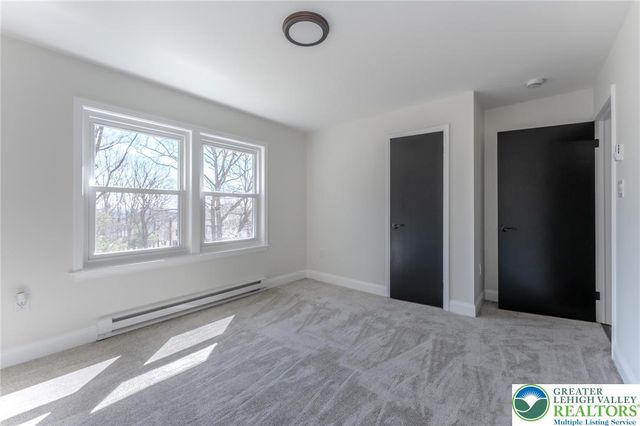 107 Mount Ranier Road, Chestnuthill Twp, PA 18330