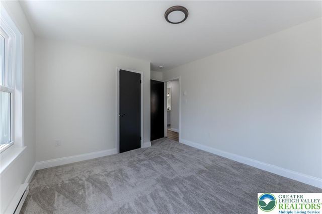 107 Mount Ranier Road, Chestnuthill Twp, PA 18330