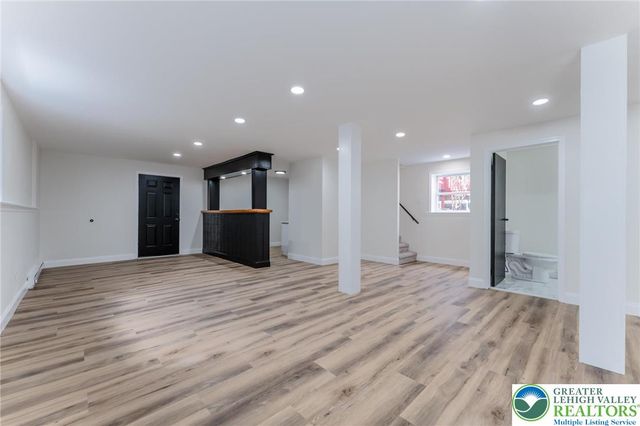 107 Mount Ranier Road, Chestnuthill Twp, PA 18330