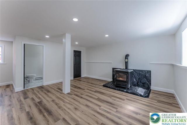 107 Mount Ranier Road, Chestnuthill Twp, PA 18330