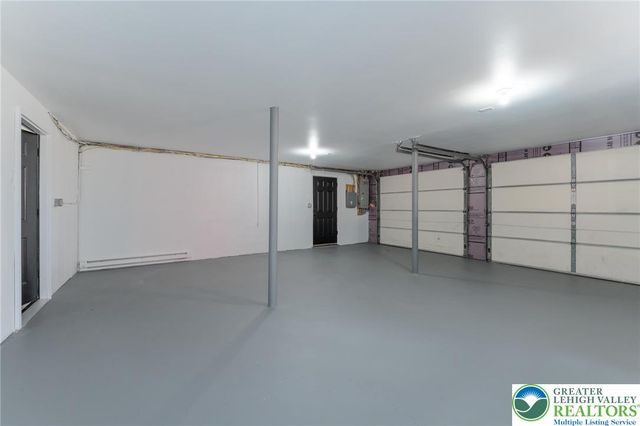 107 Mount Ranier Road, Chestnuthill Twp, PA 18330