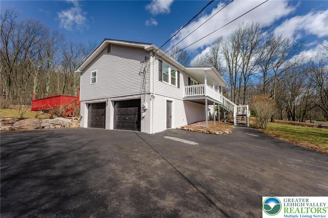 107 Mount Ranier Road, Chestnuthill Twp, PA 18330