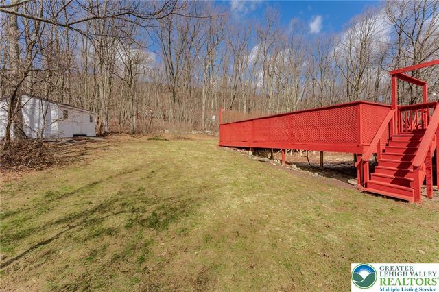 107 Mount Ranier Road, Chestnuthill Twp, PA 18330