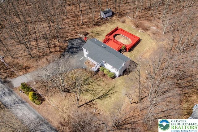 107 Mount Ranier Road, Chestnuthill Twp, PA 18330