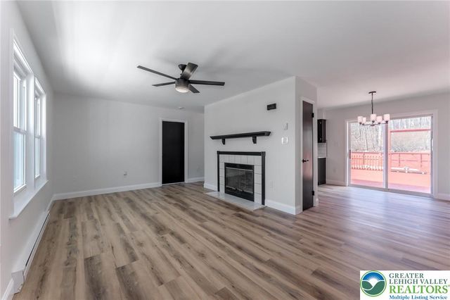 107 Mount Ranier Road, Chestnuthill Twp, PA 18330