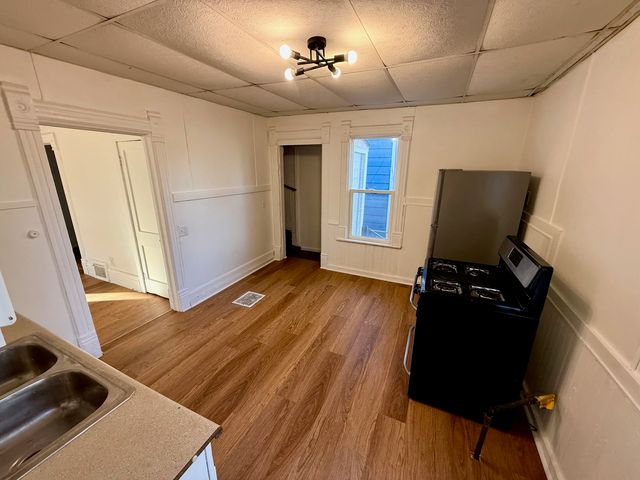 334 S Ottawa Street, Joliet, IL 60436