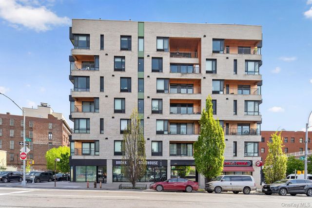 225 E 138th Street PH2, Bronx, NY 10451