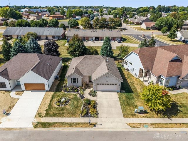 1479 Lantern Lane, Troy, OH 45373