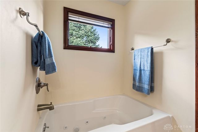 1479 Lantern Lane, Troy, OH 45373