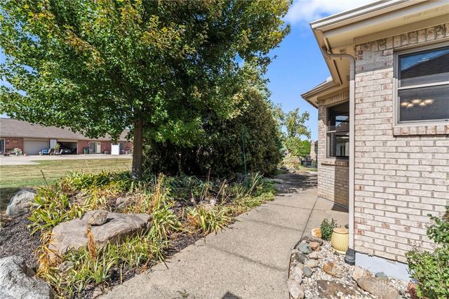 1479 Lantern Lane, Troy, OH 45373