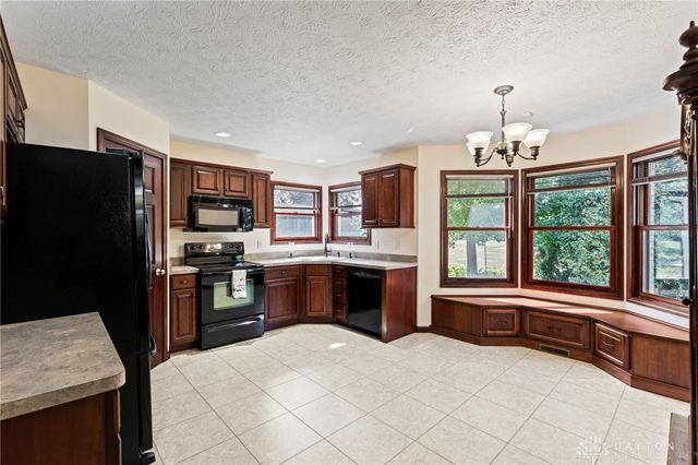 1479 Lantern Lane, Troy, OH 45373