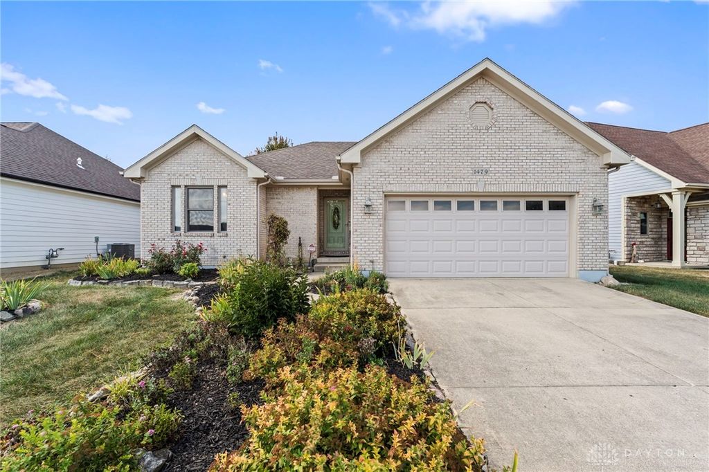 1479 Lantern Lane, Troy, OH 45373