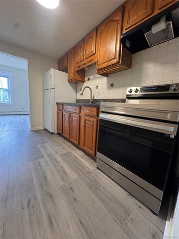 390 Main Street 3, Beacon, NY 12508