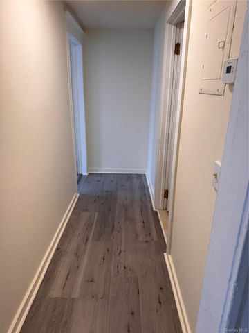 390 Main Street 3, Beacon, NY 12508