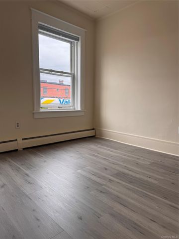 390 Main Street 3, Beacon, NY 12508