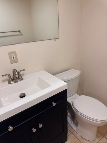 390 Main Street 3, Beacon, NY 12508