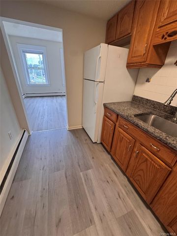 390 Main Street 3, Beacon, NY 12508