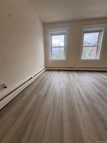 390 Main Street 3, Beacon, NY 12508