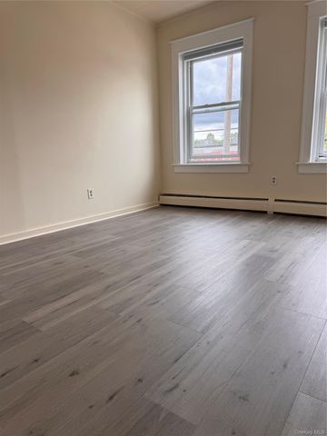 390 Main Street 3, Beacon, NY 12508