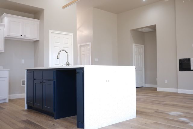 2105 College Street, Greenville, TX 75401