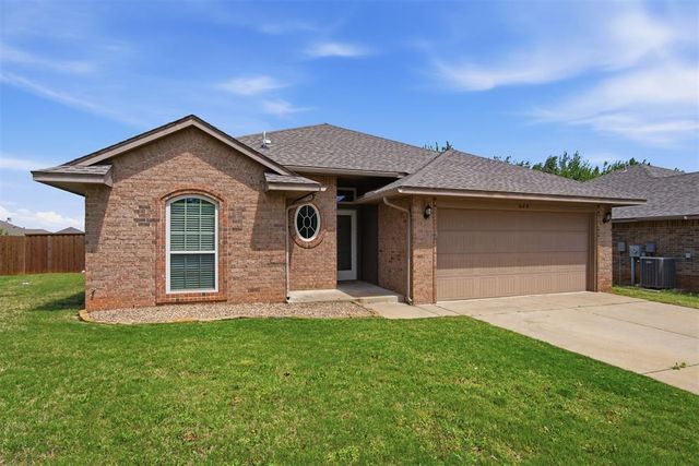628 Inverleith Circle, Yukon, OK 73099