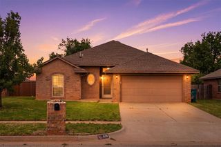 628 Inverleith Circle, Yukon, OK 73099