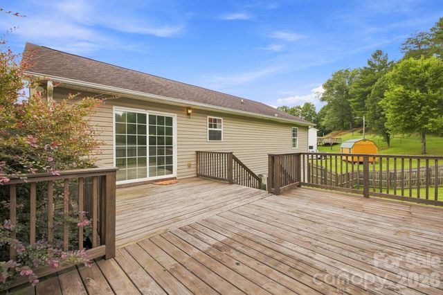 1970 Husbands Creek Road, Lenoir, NC 28645