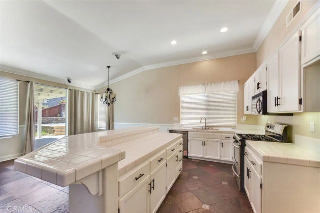 27442 Barcelona, Corona, CA 92883
