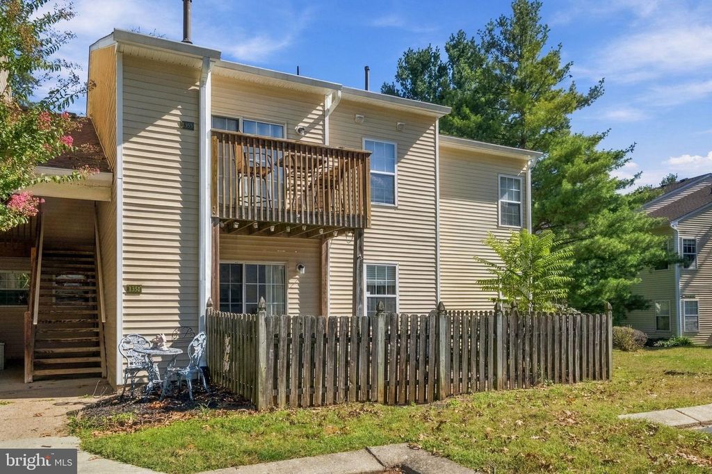 1351 TRISTRAM CIR, MANTUA, NJ 08051 — exterior