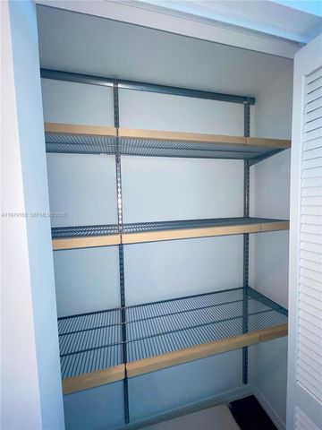 951 Brickell Ave 3211, Miami, FL 33131