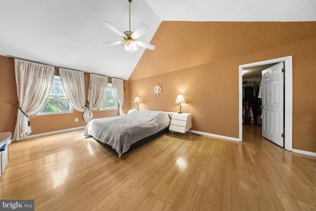 1007 FAWN DR, Southampton, PA 18966