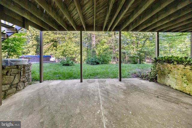1007 FAWN DR, Southampton, PA 18966