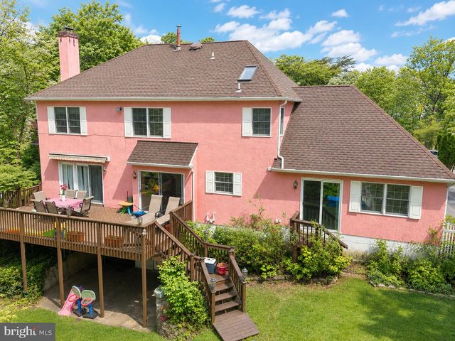 1007 FAWN DR, Southampton, PA 18966
