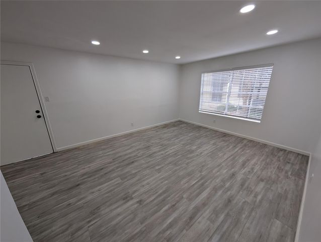 5550 N Braeswood Boulevard 84, Houston, TX 77096