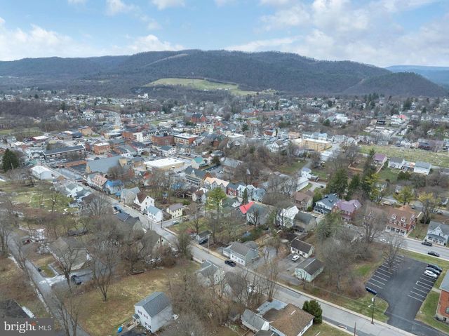 328 E LOGAN ST, Bellefonte, PA 16823