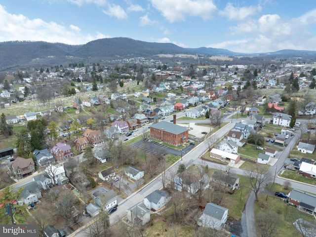 328 E LOGAN ST, Bellefonte, PA 16823