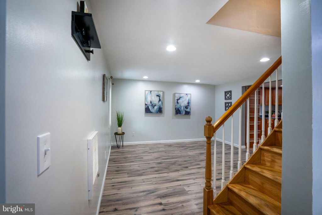 Image 25 of property listing at 328 E LOGAN ST, Bellefonte, PA 16823