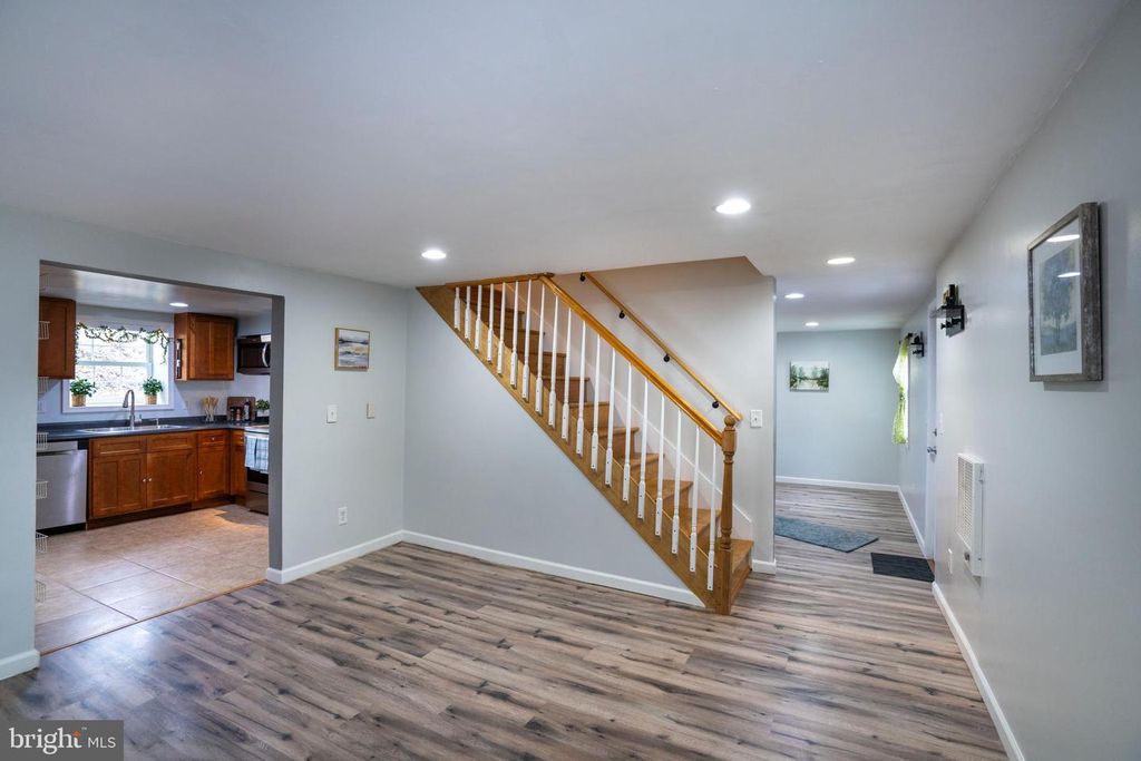 Image 26 of property listing at 328 E LOGAN ST, Bellefonte, PA 16823