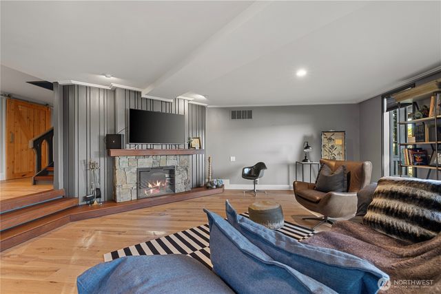 5425 SE 96th Avenue, Mercer Island, WA 98040