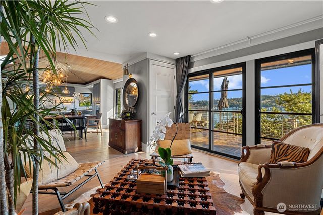 5425 SE 96th Avenue, Mercer Island, WA 98040