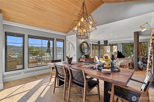 5425 SE 96th Avenue, Mercer Island, WA 98040