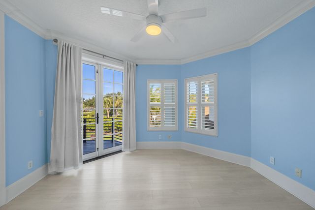 8709 SE Compass Island Way, Jupiter, FL 33458