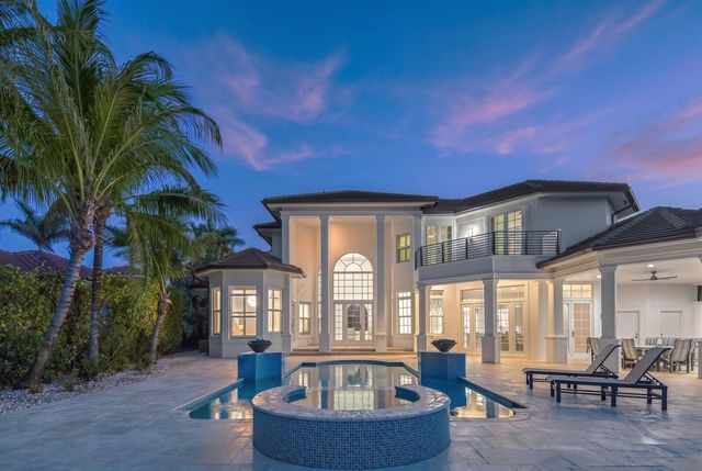 8709 SE Compass Island Way, Jupiter, FL 33458