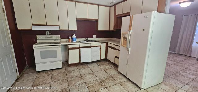 3921 Ingham Street, Lansing, MI 48911
