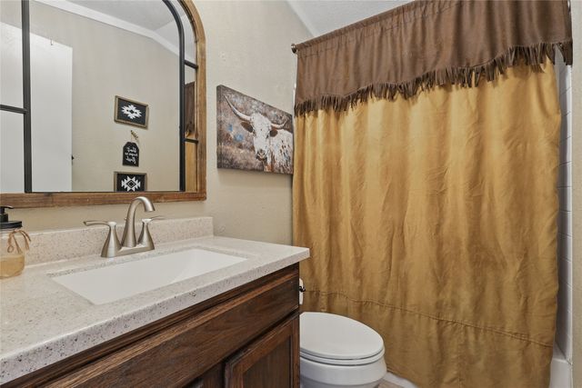 504 Wild Hill Oak Drive, Springtown, TX 76082