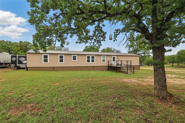504 Wild Hill Oak Drive, Springtown, TX 76082