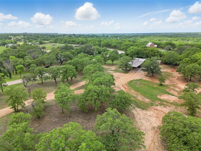 504 Wild Hill Oak Drive, Springtown, TX 76082