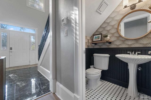 5117 Pine Hollow Dr, Pensacola, FL 32505