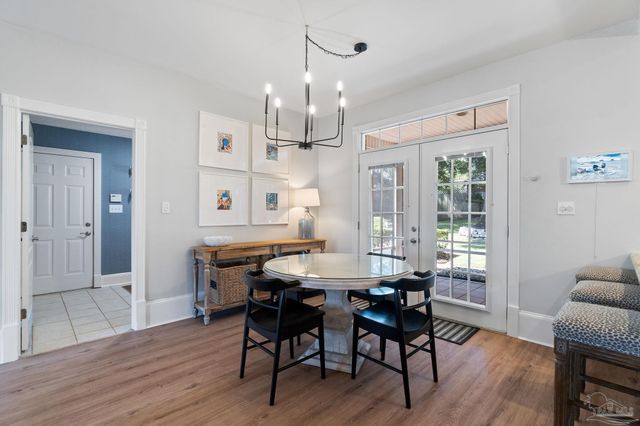 5117 Pine Hollow Dr, Pensacola, FL 32505