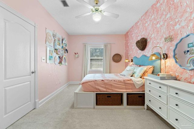 5117 Pine Hollow Dr, Pensacola, FL 32505